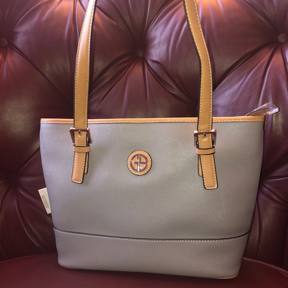NWT Giani Bernini Purse • Light Grey